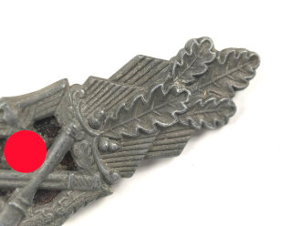 Nahkampfspange in bronze , Zink, die bronzierung vergangen. Hersteller FLL, getragenes Stück in gutem Zustand