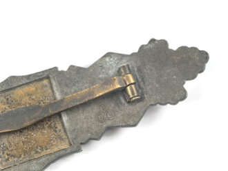 Nahkampfspange in bronze , Zink, die bronzierung vergangen. Hersteller FLL, getragenes Stück in gutem Zustand