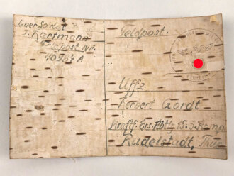 Feldpostbrief auf einem Stück Birkenrinde, an einer Stelle etwa 6cm eingerissen