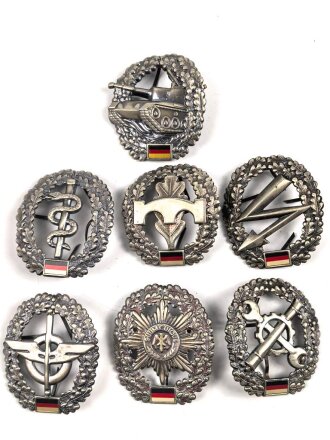 Bundeswehr , sieben Barettabzeichen