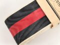 Bündel Ordensband zur Anschlussmedaille 1.Oktober 1938. Breite 30mm. In der originalen Banderole, laut dieser 10 Meter