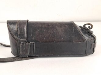 1.Weltkrieg, Tasche für den eisernen Armeefernsprecher in gutem Gesamtzustand, ungereinigtes Stück