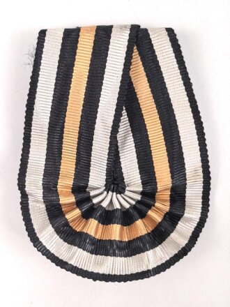 Ordensband für eine Ordenspange zum Ehrenkreuz für Frontkämpfer / Kriegsteilnehmer. Breite 25mm
