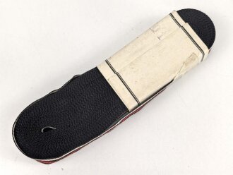 Bündel Ordensband  für die Bandspange zum Ehrenkreuz für Frontkämpfer / Kriegsteilnehmer.  15mm Breite. In der originalen Banderole, laut dieser 10 Meter