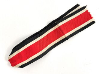 Ordensband für Eisernes Kreuz 2. Klasse 1939 .Breite 30mm, Länge 28cm