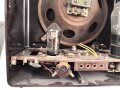 Deutscher Kleinempfänger 1938, Hersteller Roland Brandt. Optisch gut, ungereinigt, Anschlussstecker samt Kabel fehlt, Funktion nicht geprüft