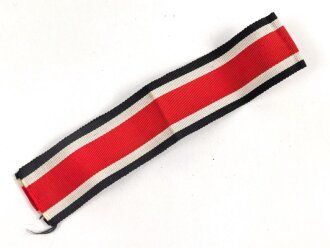 Ordensband für Eisernes Kreuz 2. Klasse 1939 .Breite 30mm, Länge 29cm