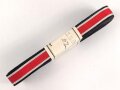 Bündel Ordensband  zur Bandspange für Eisernes Kreuz 2. Klasse 1939.  Breite 15mm . In der originalen Banderole, laut dieser 10 Meter