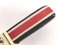 Bündel Ordensband  zur Bandspange für Eisernes Kreuz 2. Klasse 1939.  Breite 15mm . In der originalen Banderole, laut dieser 20 Meter