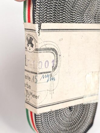 Bündel Ordensband  zur Bandspange für die Deutsch-Italienische Erinnerungsmedaille an den Feldzug in Afrika. Breite 15mm, in der originalen Banderole, laut dieser 25 Meter