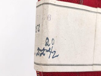 Bündel Ordensband  zur Bandspange der Medaille Kreuzzug gegen den Kommunismus 1941. Breite 15mm, in der originalen Banderole, laut dieser 22 Meter