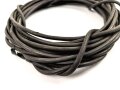 Zweipoliges Kabel mit Gummimantel. Durchmesser 6 Millimeter, Durchmesser des Bündels wie fotografiert etwa 27cm