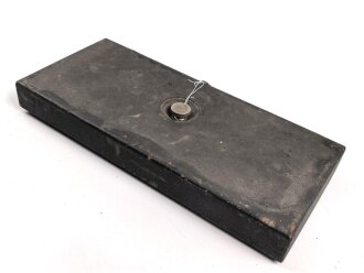 Deckel zum kleinen Klappenschrank zu 10 Leitungen. . Überlackiertes Stück, ungereinigt