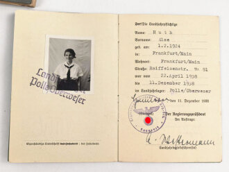 Konvolut eines BDM Mädel aus Frankfurt / Main, Landjahr Ausweis (ausgefüllt, Leistungsbuch BDM blanko und 2 Hefte "Führerinnen-Dienst", datiert 1938