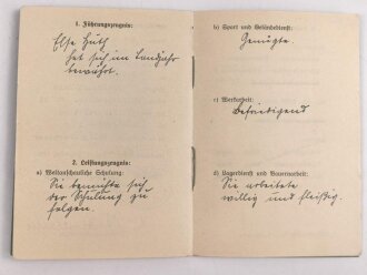 Konvolut eines BDM Mädel aus Frankfurt / Main, Landjahr Ausweis (ausgefüllt, Leistungsbuch BDM blanko und 2 Hefte "Führerinnen-Dienst", datiert 1938
