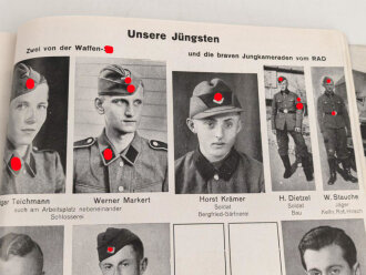 Mauxion Schokolade " Kriegsbilder Chronik 1939-1942" , etwa fünfzigseitiges Heft die Mitarbeiter im Krieg betreffend, mit vielen Anlagen, der Rücken gerissen, etwa über DIN A4