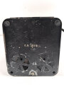 Tischfernsprecher datiert 1943 mit WaA Abnahme. Ungewöhnliches Modell mit Metallkorpus. Funktion nicht geprüft