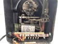Tischfernsprecher datiert 1943 mit WaA Abnahme. Ungewöhnliches Modell mit Metallkorpus. Funktion nicht geprüft