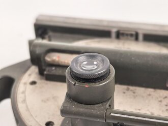 Neigungsmesser in Transportkasten, Hersteller Carl Zeiss Jena. Guter Zustand