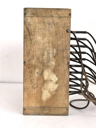 Kleiner Klappenschrank zu 10 Leitungen Wehrmacht, datiert 1939, Ungereinigtes Stück, Funktion nicht geprüft