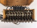 Kleiner Klappenschrank zu 10 Leitungen Wehrmacht, datiert 1939, Ungereinigtes Stück, Funktion nicht geprüft