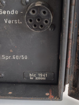 Lichtsprechgerät 60/80 Wehrmacht. Um 1941 im Einsatz, insgesamt wurde etwa 600 Geräte produziert. Guter Zustand, Funktion nicht geprüft. Rarität