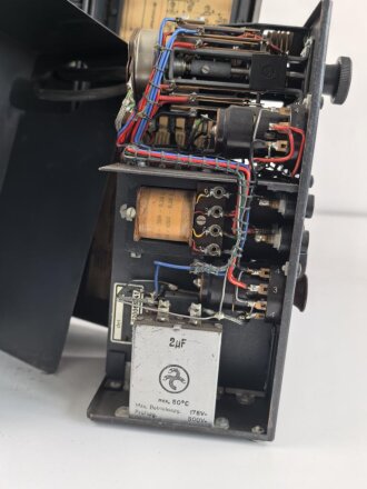 Lichtsprechgerät 60/80 Wehrmacht. Um 1941 im Einsatz, insgesamt wurde etwa 600 Geräte produziert. Guter Zustand, Funktion nicht geprüft. Rarität