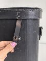Lichtsprechgerät 80 Wehrmacht. Optischer Sender / Empfänger.  Hersteller blc für Carl Zeiss Jena. Optisch einwandfrei, Originallack, Funktion nicht geprüft. Im passenden Lederbehälter, dieser datiert 1940