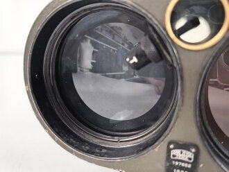 Lichtsprechgerät 80 Wehrmacht. Hersteller  Carl Zeiss Jena 1938. Optisch einwandfrei, Originallack, Funktion nicht geprüft. Im passenden Behälter, diesem fehlt ein Metallbeschlag um den zweiten verschluss zu halten sowie die beiden seitlichen D-Ringe.