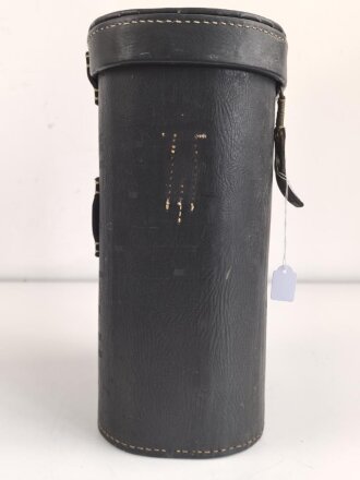Lichtsprechgerät 80 Wehrmacht. Hersteller  Carl Zeiss Jena 1938. Optisch einwandfrei, Originallack, Funktion nicht geprüft. Im passenden Behälter, diesem fehlt ein Metallbeschlag um den zweiten verschluss zu halten sowie die beiden seitlichen D-Ringe.