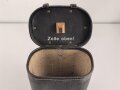 Lichtsprechgerät 80 Wehrmacht. Hersteller  Carl Zeiss Jena 1938. Optisch einwandfrei, Originallack, Funktion nicht geprüft. Im passenden Behälter, diesem fehlt ein Metallbeschlag um den zweiten verschluss zu halten sowie die beiden seitlichen D-Ringe.