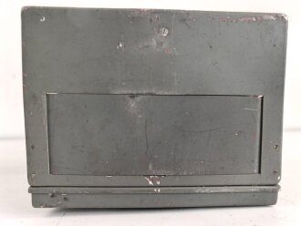 Lichtsprechgerät 80 Wehrmacht. Tornister Ober- und Unterteil in der jeweils 3.Ausführung. Der Verstärker von 1941. Originallack ? Funktion nicht geprüft