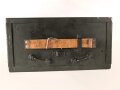 Lichtsprechgerät 80 Wehrmacht. Tornister Ober- und Unterteil in der jeweils 3.Ausführung. Der Verstärker von 1941. Originallack ? Funktion nicht geprüft