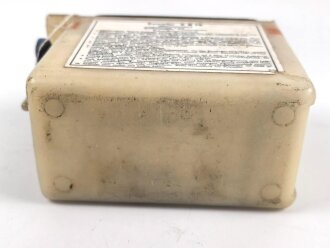 Sammler 2 B 19 ( Bleisammler ) Wehrmacht. Datiert 1943, gehört unter anderem in den Batterietornister 1. Ausführung zum Lichtsprechgerät 80. Guter Zustand