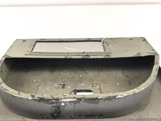Lichtsprechgerät 80 Wehrmacht. Gehäusedeckel zum Tornister Unterteil in der  1. und 2. Ausführung. Überlackiertes Stück