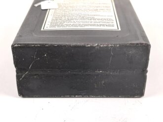 Lichtsprechgerät 80 Wehrmacht, Sammler 2,4 NC 28 ( Nickelsammler ) Wehrmacht. Gehört unter anderem in den Batterietornister 2. und 3. Ausführung. Guter Zustand