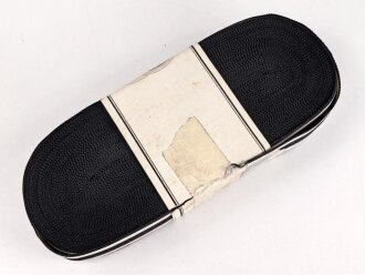 Preussen, Bündel Band für Eisernes Kreuz 2. Klasse 1914. Breite 30mm, in der originalen- leicht defekten -  Banderole, laut dieser 25 Meter.