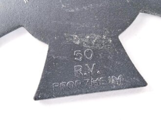Ehrenkreuz für Witwen und Waisen , Hersteller " 50 R.V. Pforzheim"