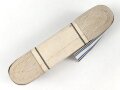 Bayern, Bündel Ordensband zum Militär Verdienstkreuz 3. Klasse. Breite 30mm, in der originalen Banderole, laut dieser 10 Meter