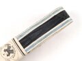 Bayern, Bündel Ordensband zur Bandspange der Militär Verdienst Medaille in silber. Breite 15mm, in der originalen Banderole, laut dieser 10 Meter