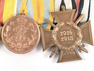 Baden / Sachsen. Ordenspange eines tapferen Kämpfers im 1. Weltkrieg, Silberne Verdienstmedaille, Friedrich August Medaille in bronze, Ehrenkreuz für Frontkämpfer. Vermutlich fehlt vorne ein Eisernes Kreuz  2. Klasse 1914