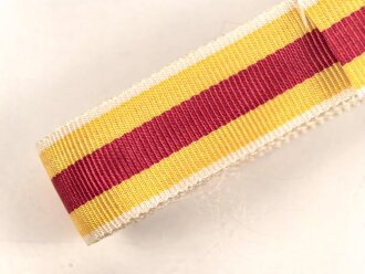 Baden, Ordensband  für die Bandspange zur silberne Verdienstmedaille 1908-1918. Breite 15mm, sie erhalten je 10 cm von der Rolle abgeschnitten