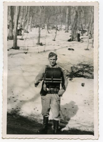 Angehöriger der Nachrichtentruppe, Maße 6,5 x 9,5 cm, Wiesbaden 1941