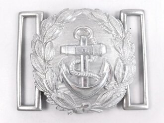 Kriegsmarine Schloß für die Paradefeldbinde der Beamten. Aluminium 60mm. Ungetragenes Stück aus altem Herstellerbestand