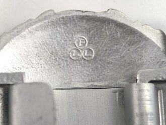 Kriegsmarine Schloß für die Paradefeldbinde der Beamten. Aluminium 60mm. Ungetragenes Stück aus altem Herstellerbestand
