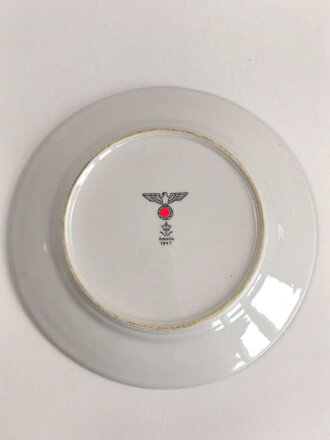 Heer, Kantinenporzellan flacher Teller, datiert 1941, Hersteller W Bavaria, Durchmesser 23,5cm, gebraucht