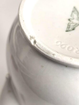 Heer, Kantinenporzellan Kaffeekanne, Hersteller Bavaria 1942, Höhe 24cm mit Deckel, diser wohl ursprünglich nicht zugehörig, gebraucht