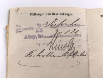 1. Weltkrieg, Militärpaß eines Angehörigen Ersatz Btl. Infanterie Regiment 117. Flandern, Champagne, Argonnen, Hessische Tapferkeitsmedaille, Eisernes Kreuz II. Klasse