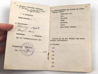 1. Weltkrieg, Militärpaß eines Angehörigen Ersatz Btl. Infanterie Regiment 117. Flandern, Champagne, Argonnen, Hessische Tapferkeitsmedaille, Eisernes Kreuz II. Klasse