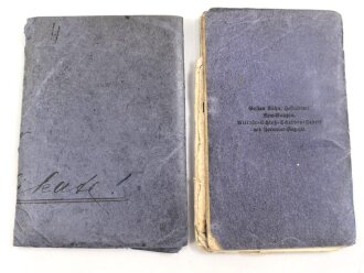 1. Weltkrieg, Militärpaß eines einjährig Freiwilligen im hessischen Infanterie Regiment 81. Eingetragene Landwehr Dienstauszeichnung II. Klasse. Während des 1. Weltkrieg zum immobilen Kraftwagen depot nach Frankfurt / Main versetzt.